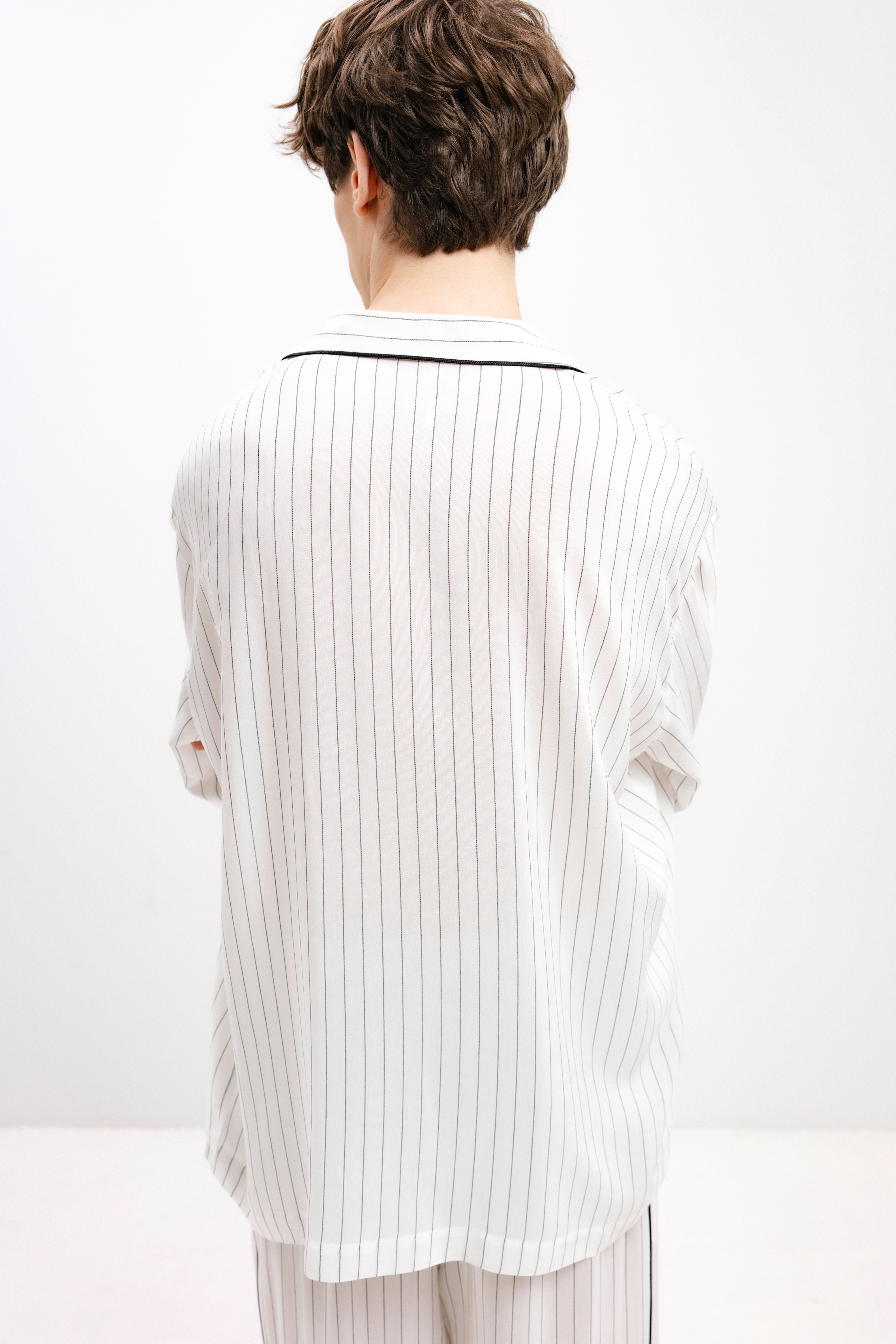 PYJAMA SHIRT WITH BLACK STRIPES AND LONG SLEEVES - UNISEX