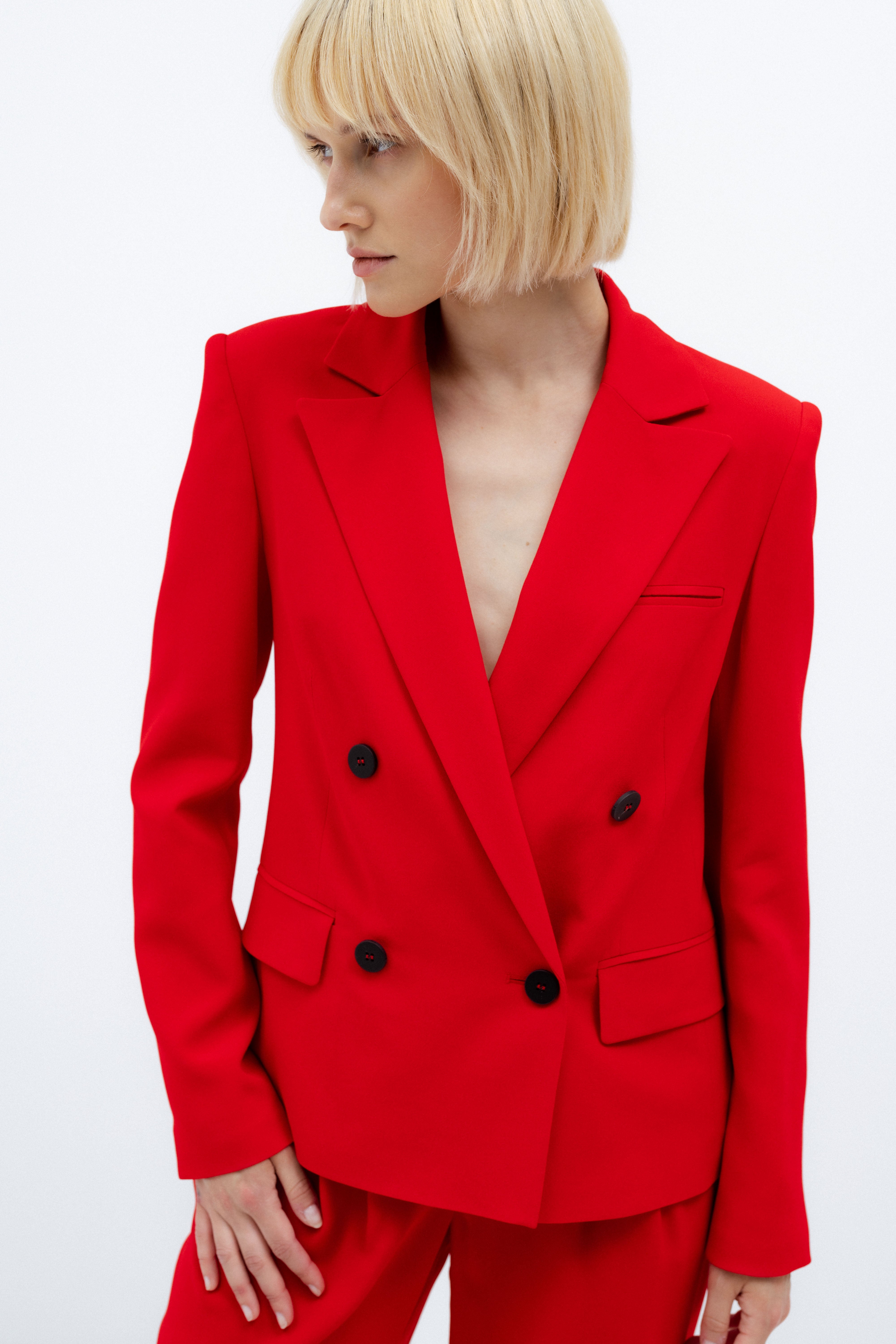 DOUBLE-BREASTED RED JACKET