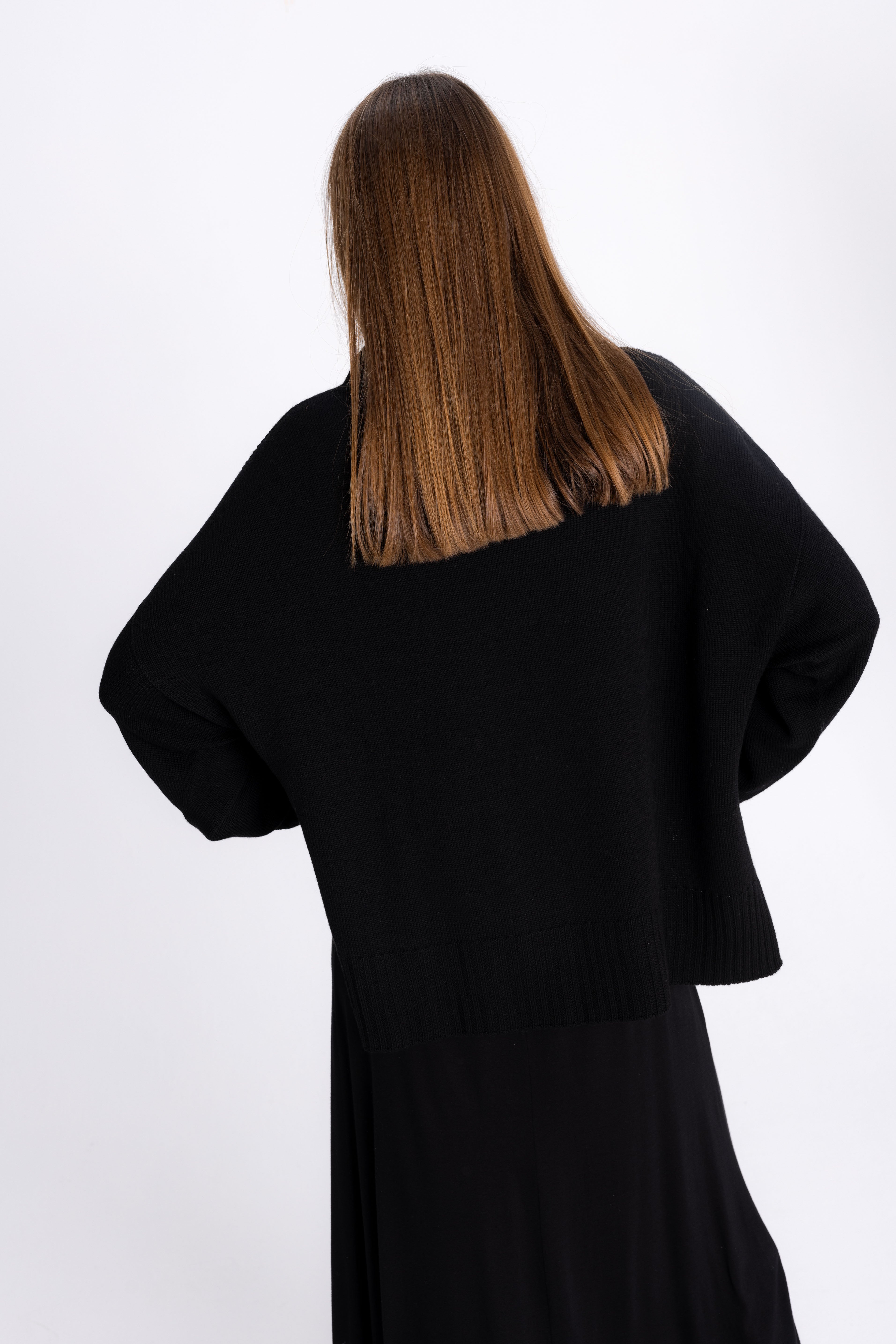 OVERSIZED BLACK WOOL SWEATER