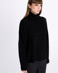 BLACK HIGH-NECK SWEATER