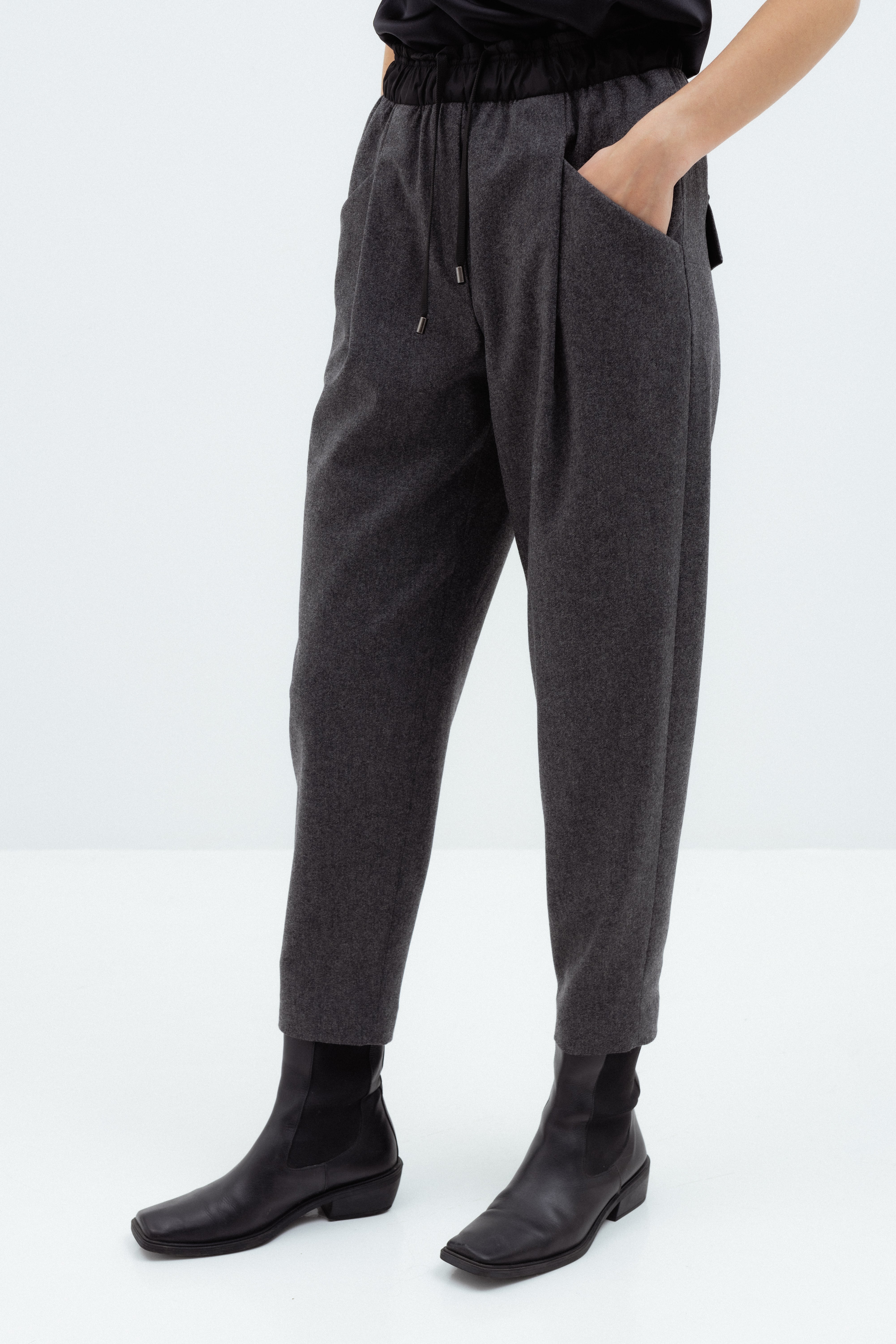 DARK GREY JOGGER TROUSERS WITH ELASTIC WAISTBAND