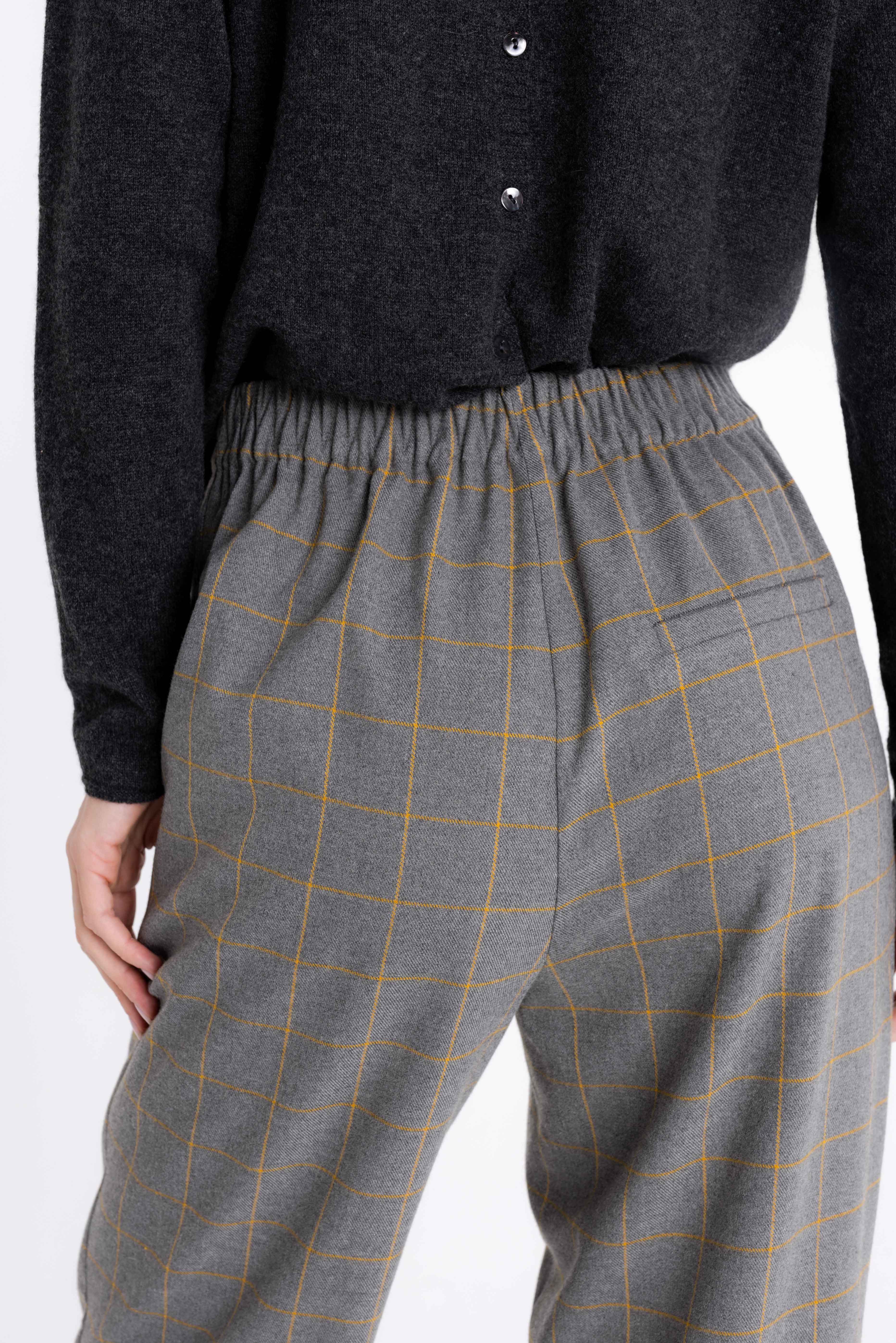 CHECKED GREY STRAIGHT TROUSERS