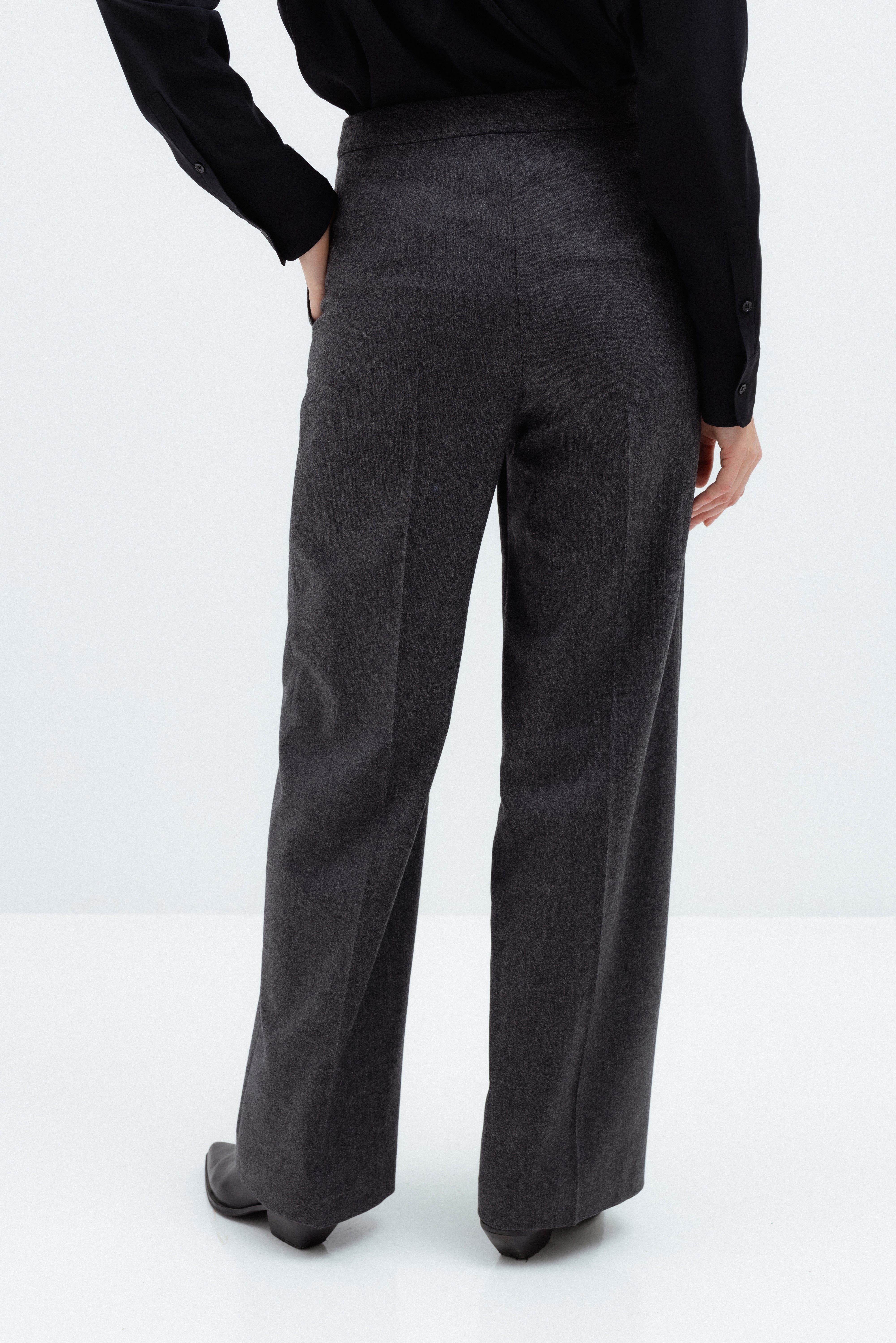 DARK GREY STRAIGHT TROUSERS