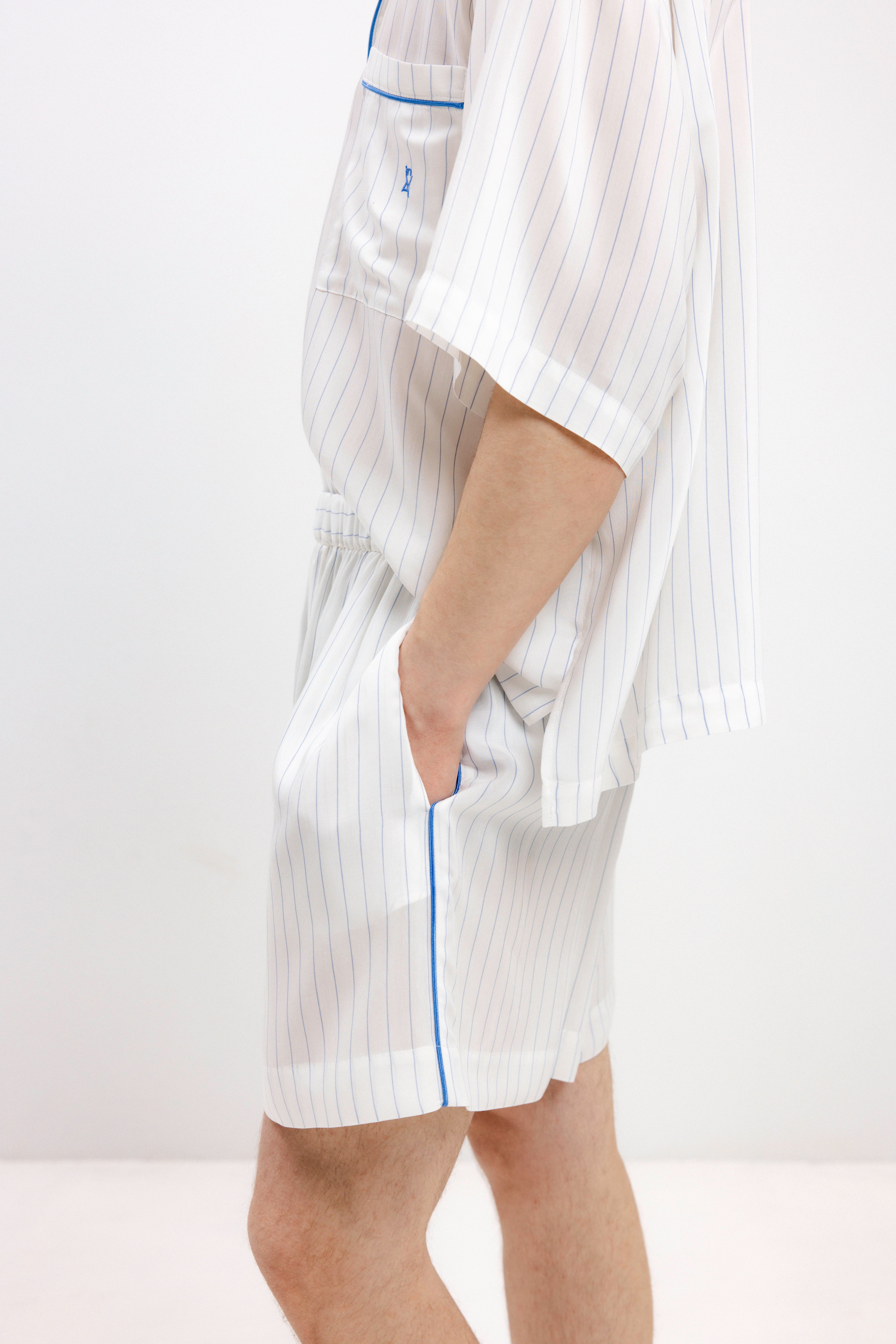 PYJAMA SHORTS IN BLUE STRIPES - UNISEX