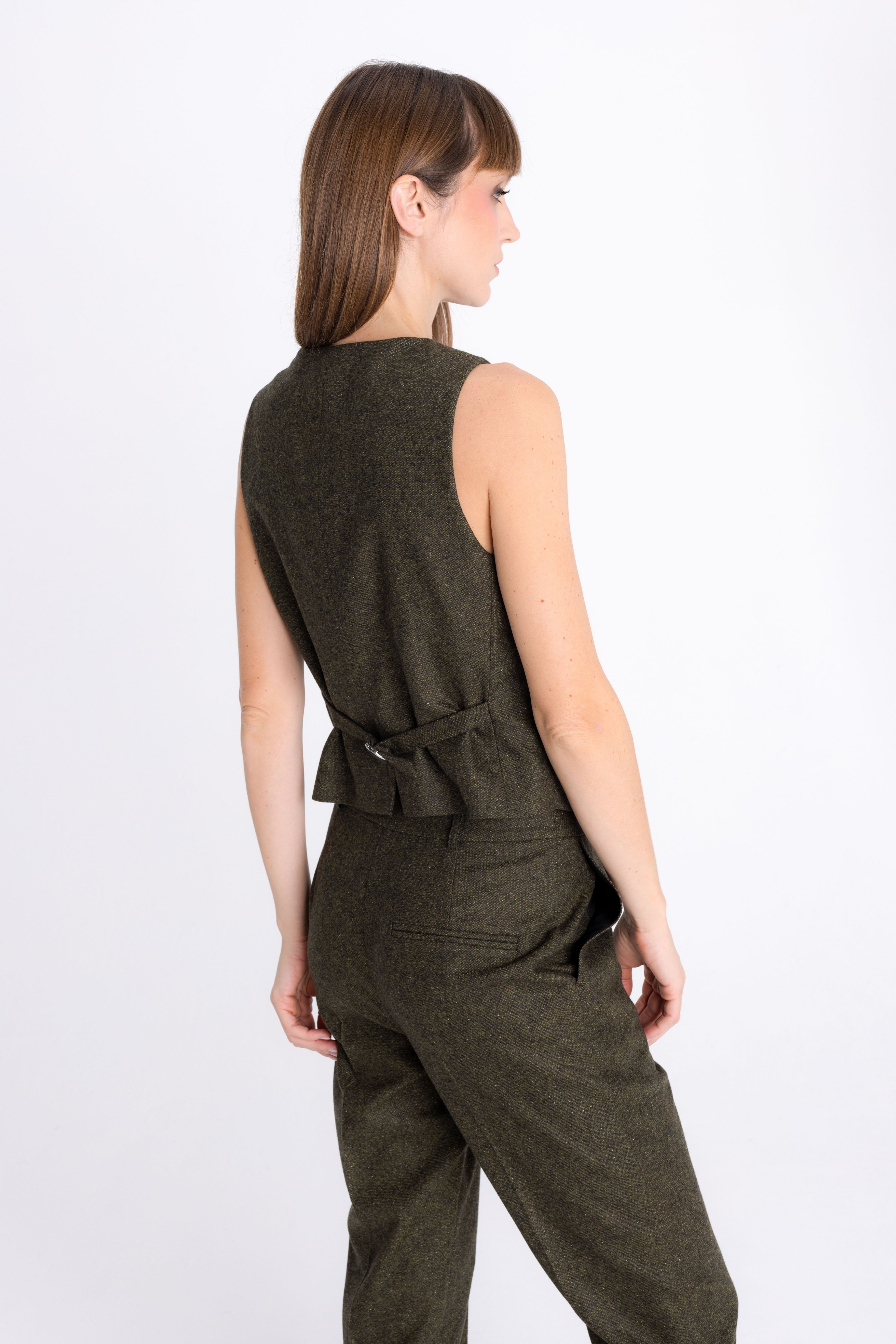 FOREST GREEN FITTED VEST